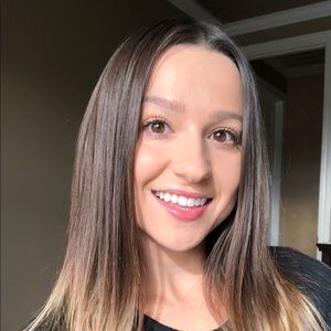 Meet your Posher, Christine